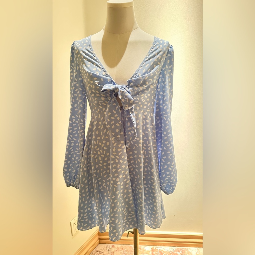 Chic Blue Patterned Dress - Picture 9 of 13